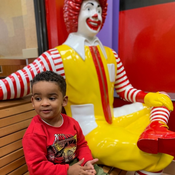 Meet your Posher, Jasiel - Picture 3 of 3